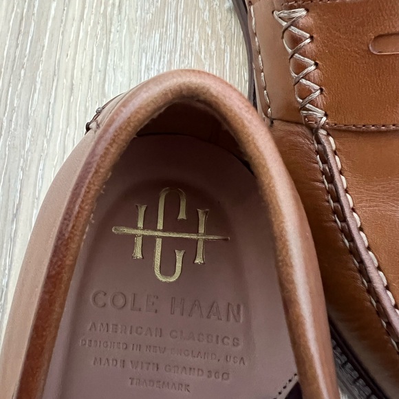 COLE HAAN PENNY LOAFERS - Picture 4 of 4